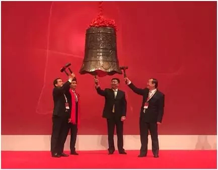 機(jī)器人股開年首個(gè)重磅好消息 拓斯達(dá)今日上市