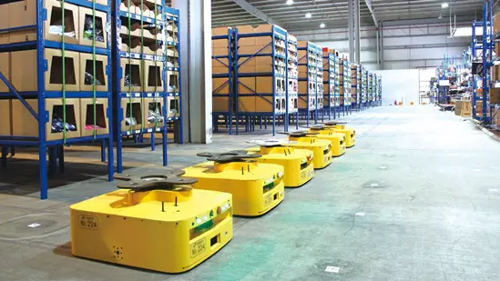 這絕對現(xiàn)今全球最先進(jìn)的自動(dòng)化立體倉庫之一!