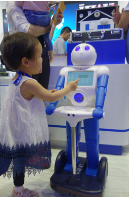 CITE 2017：機器人，一道春暖花開的菜