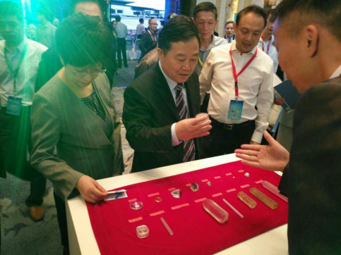 嘉東光學攜兩大新品參加中博會