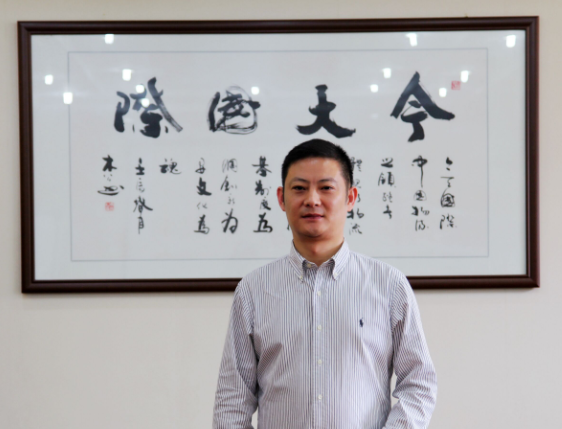 深耕AGV 今天國(guó)際機(jī)器人科技智造未來(lái)