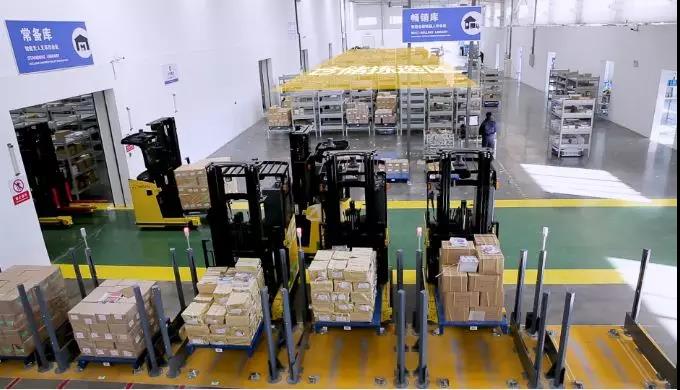 怡豐機器人：激光叉車AGV再樹出版行業新應用